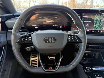 Audi S6 Avant E-tron — photo 10