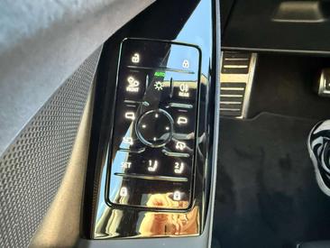 Audi S6 Avant E-tron — photo 12