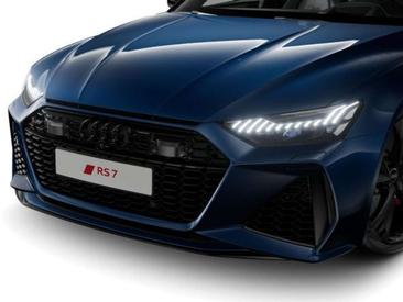 Audi RS7 — photo 8