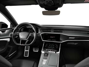 Audi RS7 — photo 9