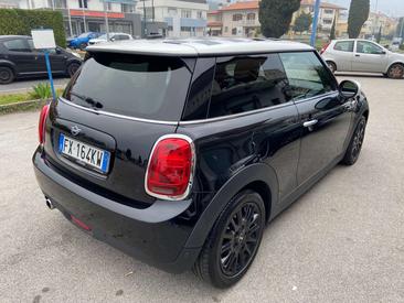 Mini Cooper — photo 4