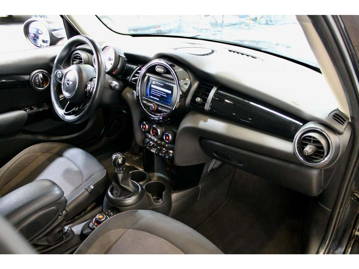 Mini 5 Portes Cooper D Chili - 2019 - Joinsteer - #9