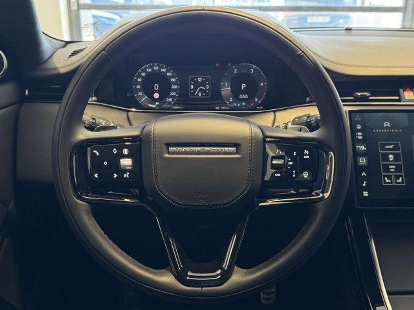 Land Rover Range Rover Evoque D200 Autobio. BlackPack 21" AHK - 2024 - Joinsteer - #11