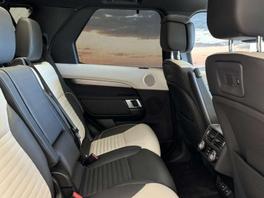 Land Rover Discovery D300 R-Dyn HSE -  - Joinsteer - #5