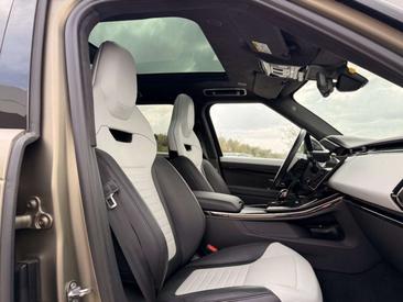 Land Rover Range Rover Sport SV Edition One — photo 3
