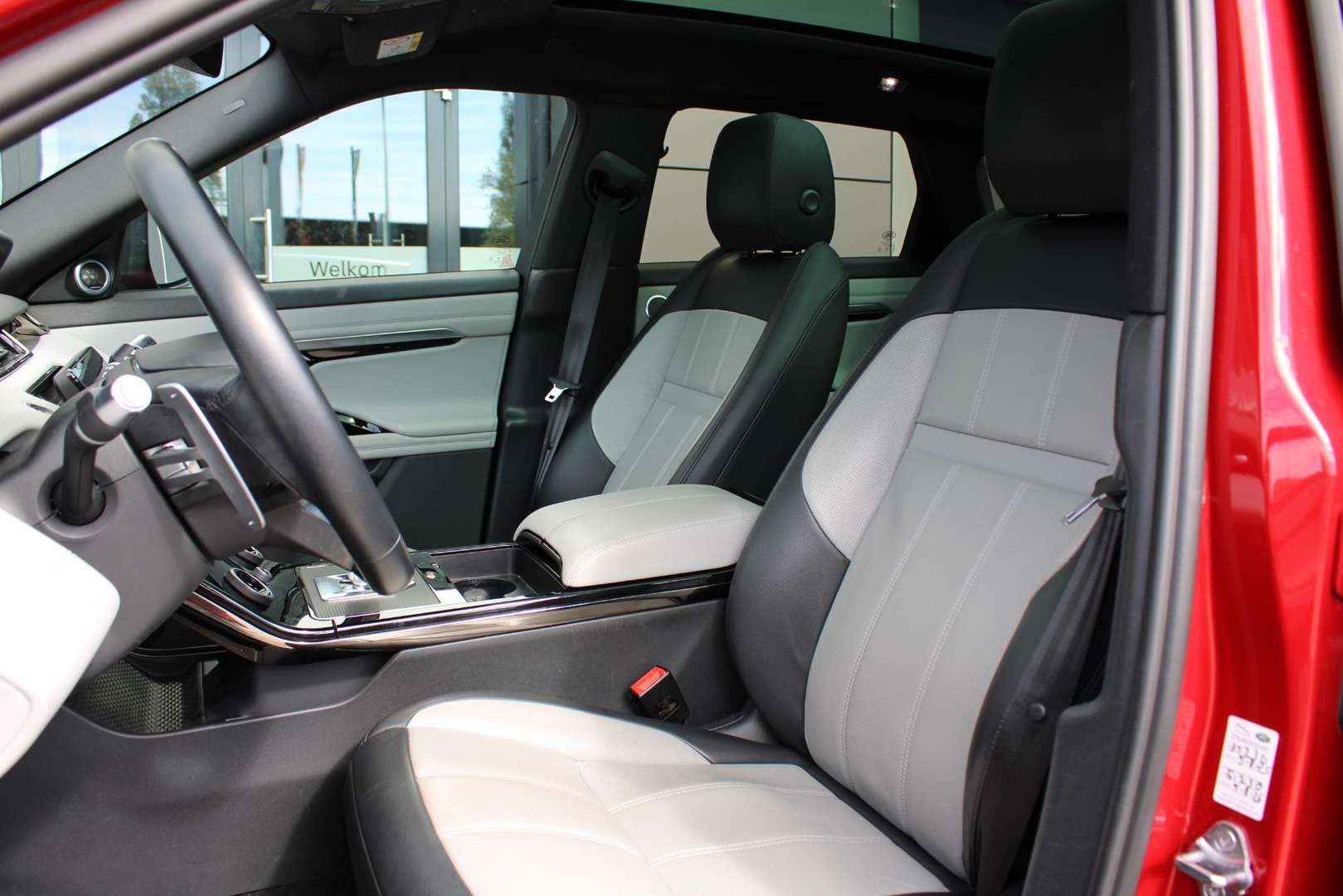 Land Rover Range Rover Evoque R-Dynamic SE | Pano | Cold Climate | Meridia P300e - 2022 - Joinsteer - #4