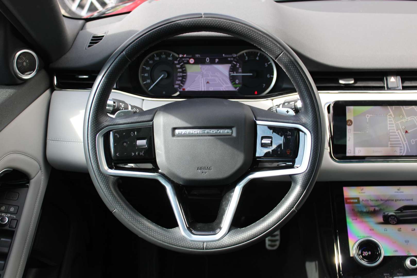 Land Rover Range Rover Evoque R-Dynamic SE | Pano | Cold Climate | Meridia P300e - 2022 - Joinsteer - #9