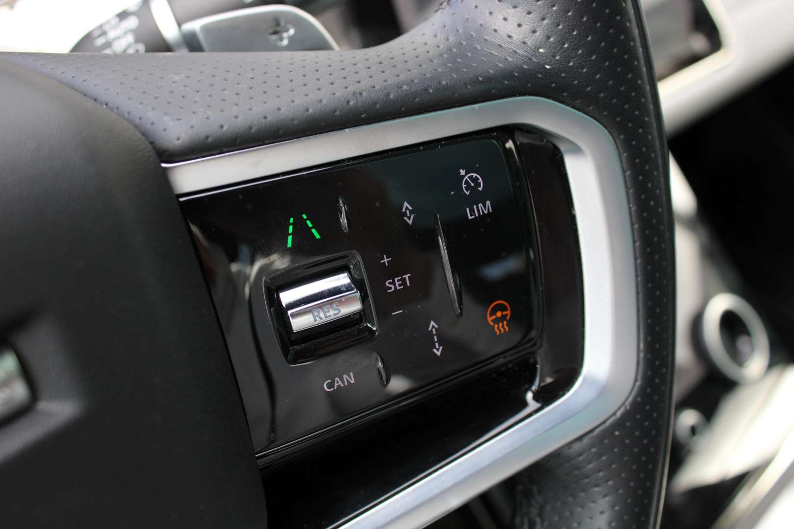 Land Rover Range Rover Evoque R-Dynamic SE | Pano | Cold Climate | Meridia P300e - 2022 - Joinsteer - #10