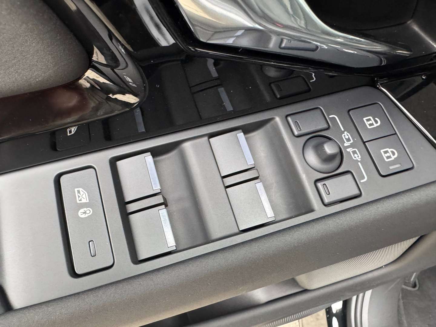 Land Rover Range Rover Evoque P270e PHEV AWD Dynamic SE - 2026 - Joinsteer - #12