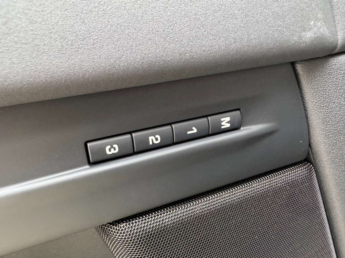 Land Rover Range Rover Evoque P270e PHEV AWD Dynamic SE - 2026 - Joinsteer - #13