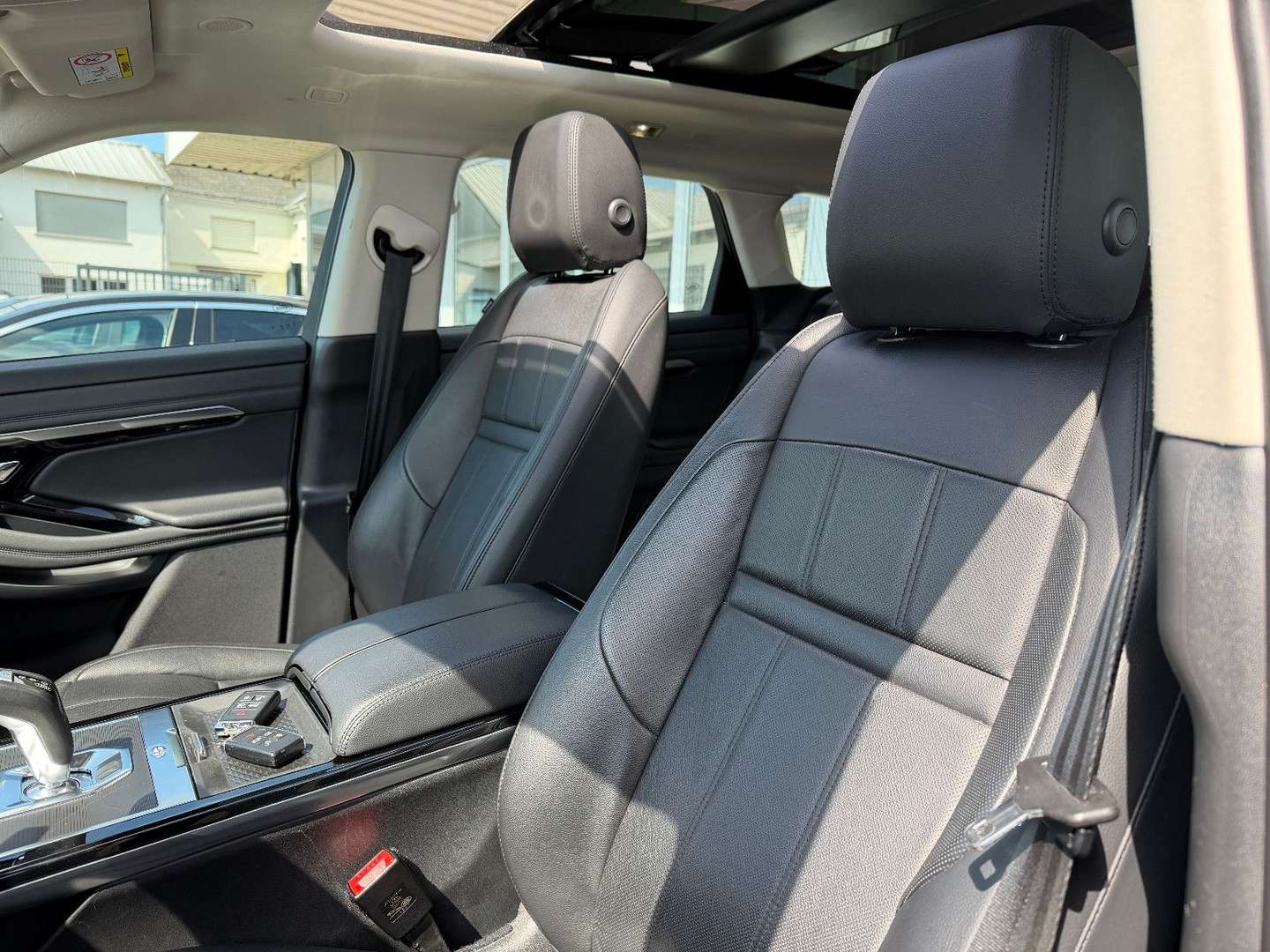 Land Rover Range Rover Evoque SE Hybrid PANO/MERIDIAN - 2022 - Joinsteer - #16
