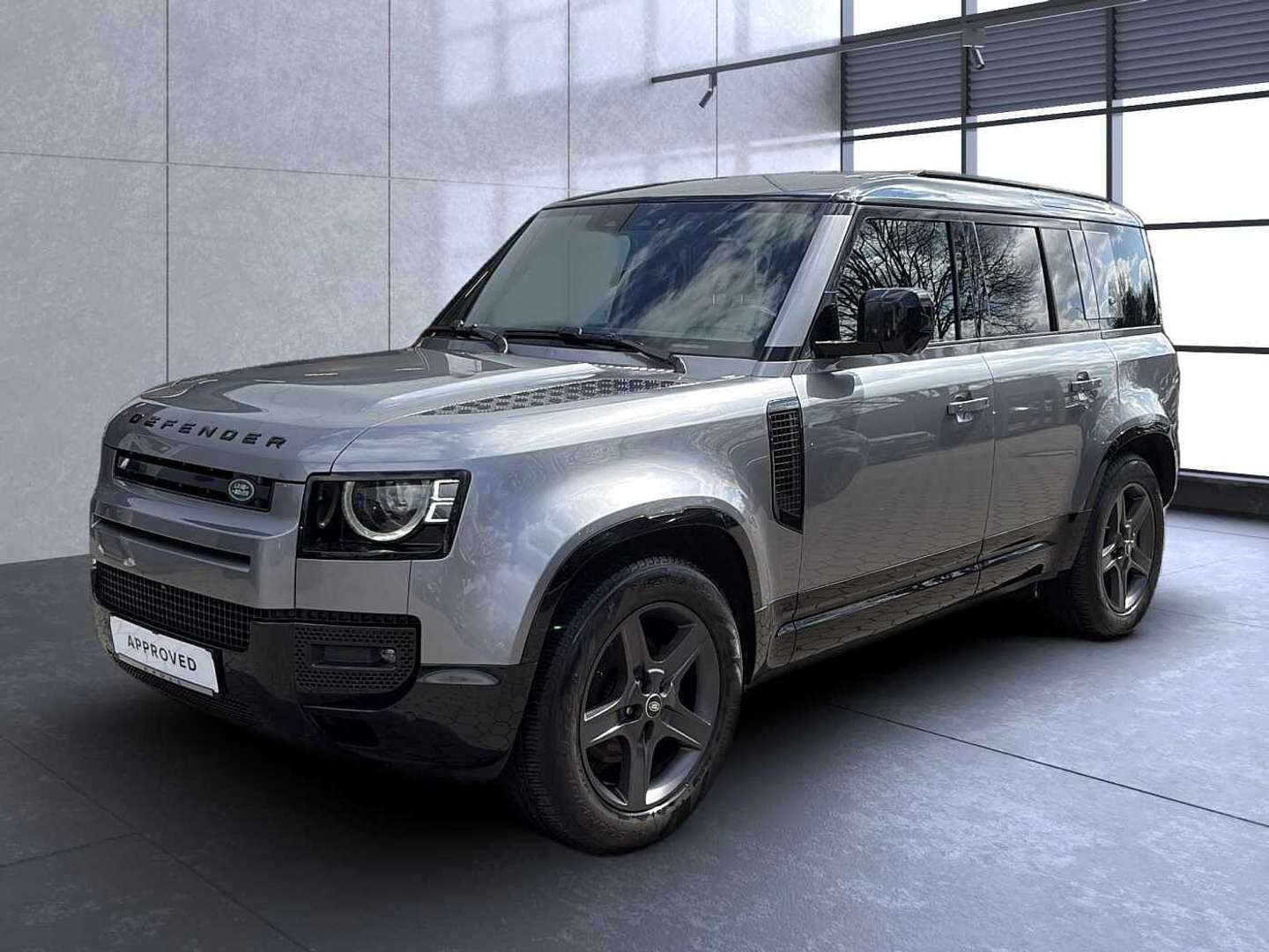 Land Rover Defender 110 D200 X-Dyn. SE AHK|BlackPano - 2024 - Joinsteer - #1