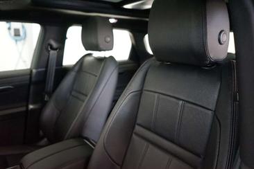 Land Rover Range Rover Evoque P300e R-Dynamic SE Pano+ACC — photo 18