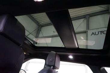 Land Rover Range Rover Evoque P300e R-Dynamic SE Pano+ACC — photo 24