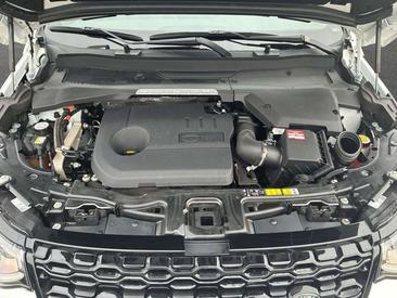 Land Rover Discovery Sport P300e R-Dynamic SE — photo 11