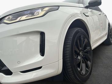 Land Rover Discovery Sport P300e R-Dynamic SE — photo 13