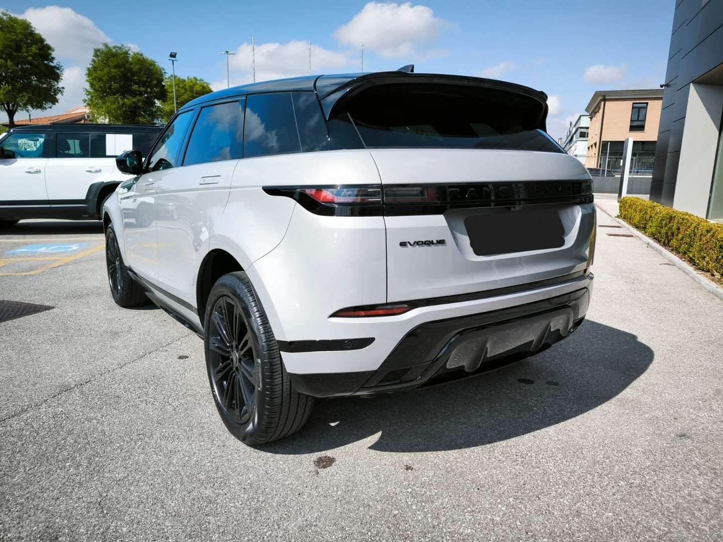 Land Rover Range Rover Evoque R-Dynamic SE 2.0D 163CV - 2024 - Joinsteer - #3
