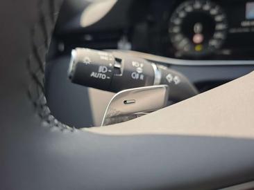 Land Rover Range Rover Evoque D200 Dynamic SE — photo 23