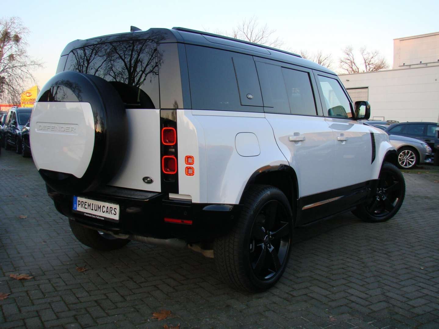 Land Rover Defender 110 HSE AWD Dynamic-X Pano 360ºSHZ AHK Merdian HUD - 2023 - Joinsteer - #3