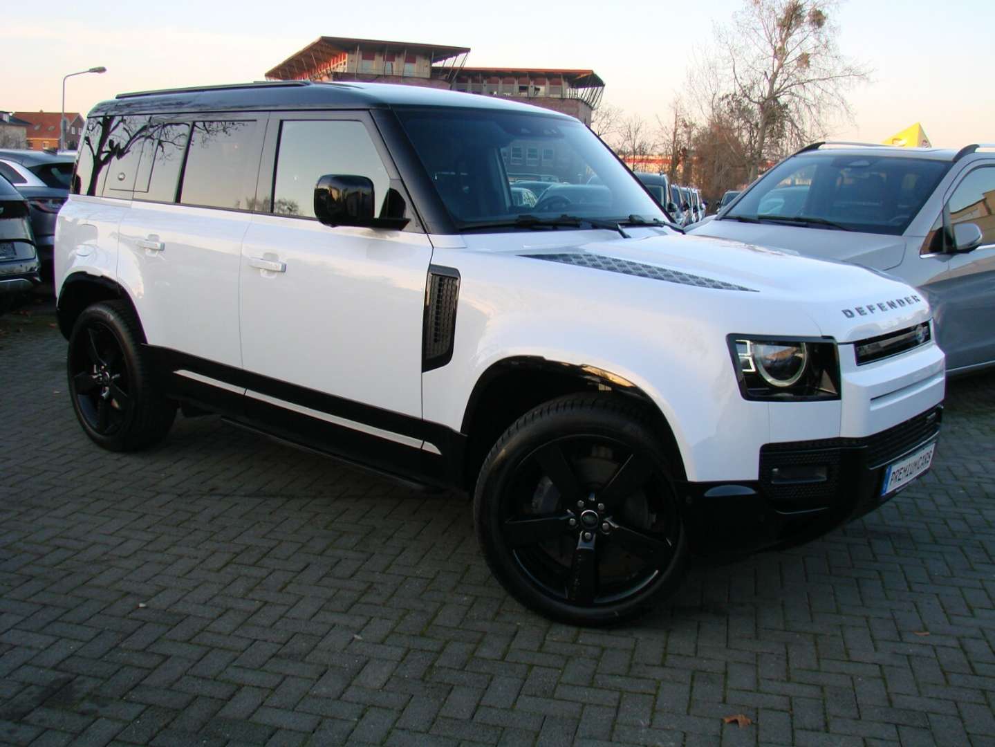 Land Rover Defender 110 HSE AWD Dynamic-X Pano 360ºSHZ AHK Merdian HUD - 2023 - Joinsteer - #7