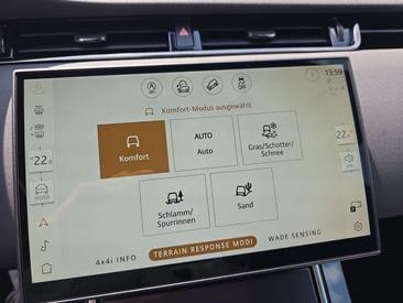Land Rover Range Rover Evoque D200 Dynamic SE — photo 33