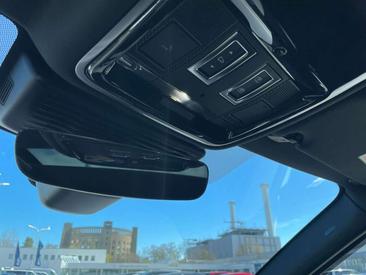 Land Rover Range Rover Velar D300 Dynamic SE — photo 26