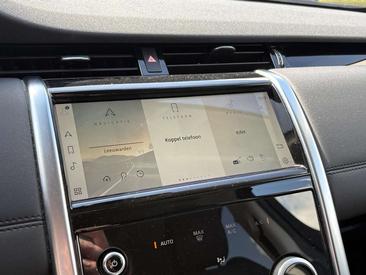 Land Rover Discovery Sport P300e 1.5 S — photo 10