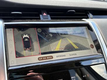Land Rover Discovery Sport P300e 1.5 S — photo 13