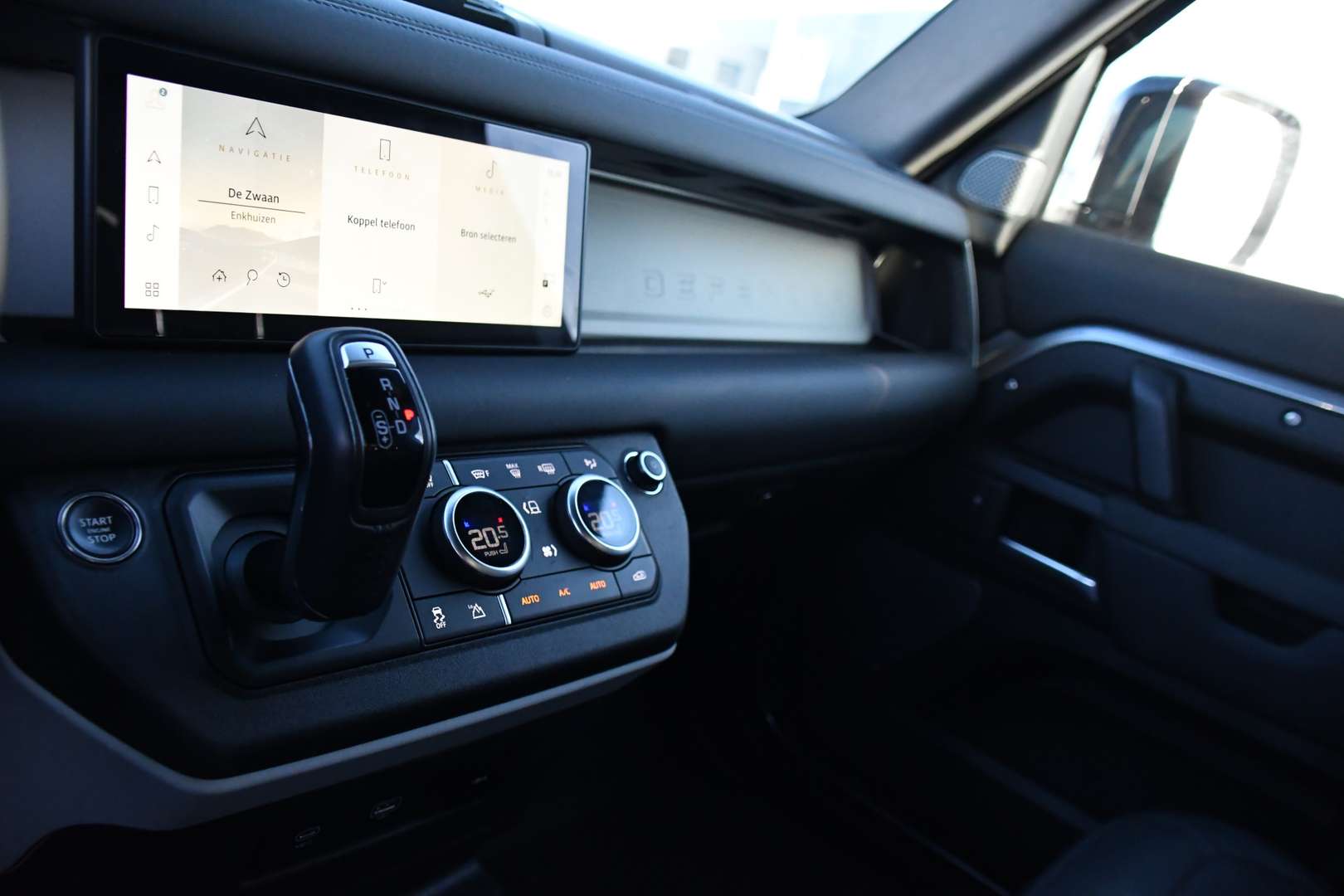 Land Rover Defender 110 S 3.0 D250 MHEV - 2024 - Joinsteer - #28