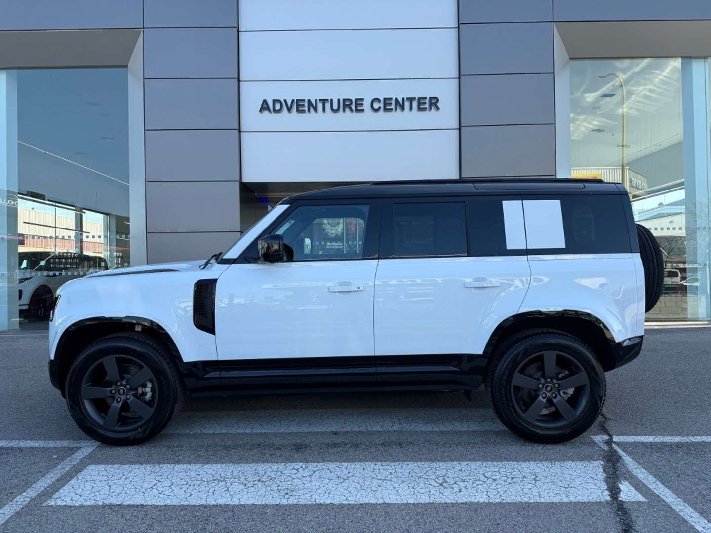 Land Rover Defender 110 X-Dynamic SE 3.0D L6 MHEV AWD Aut. 250 - 2026 - Joinsteer - #2