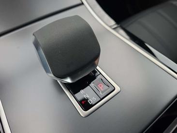 Land Rover Range Rover Evoque D200 S — photo 44