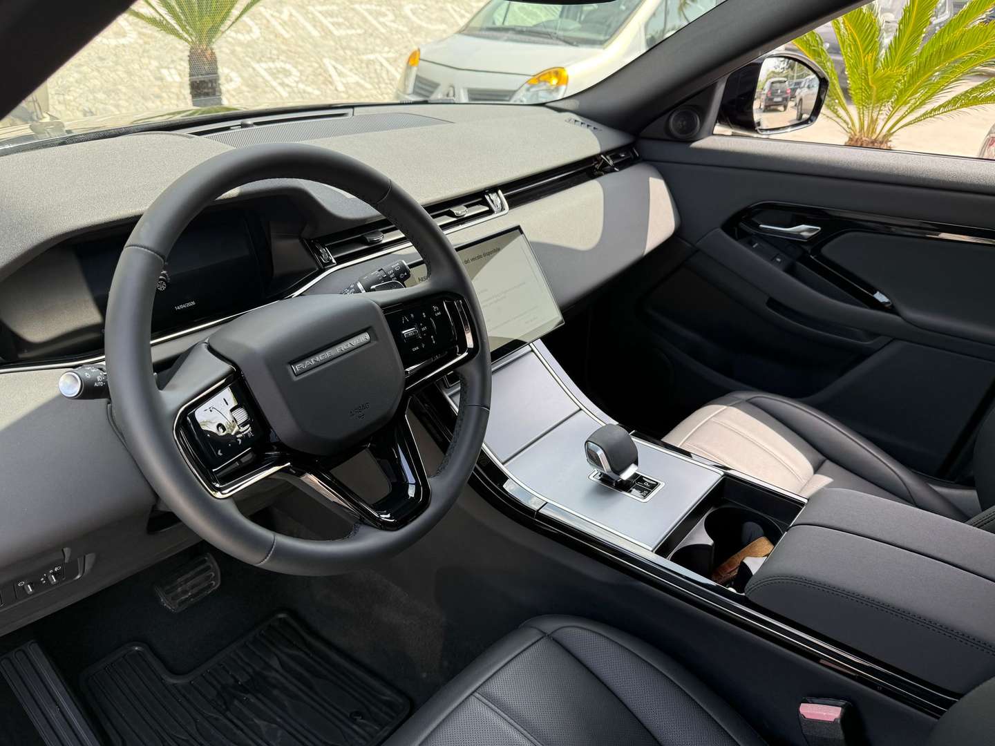 Land Rover Range Rover Evoque 2.0d I4 Mhev Dark Edition Awd 163cv Auto - 2025 - Joinsteer - #5