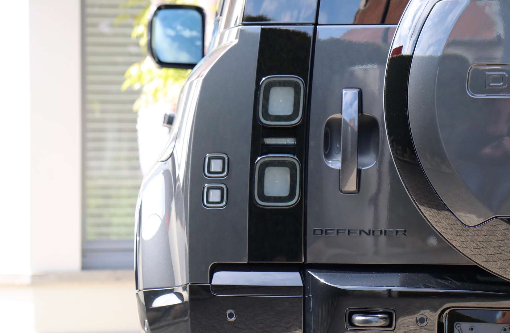 Land Rover Defender 110 X-Dynamic HSE P300e - 2026 - Joinsteer - #20