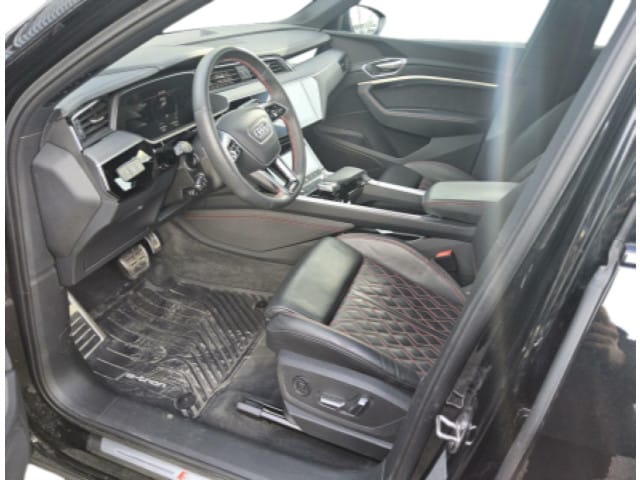 Audi Q8 Sportback E-tron S Line 55 E-tron Quattro - 2024 - Joinsteer - #3