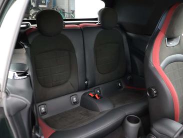 Mini Cabrio JCW John Cooper Works — photo 9