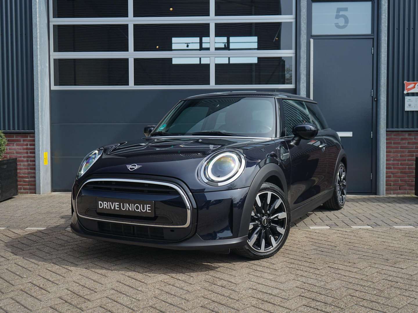 Mini Hatch 3 Portes Business One - 2022 - Joinsteer - #1