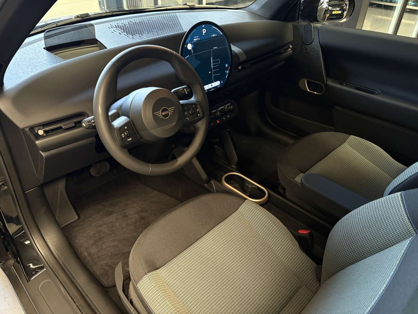 Mini Electric Essential Cooper E - 2026 - Joinsteer - #2