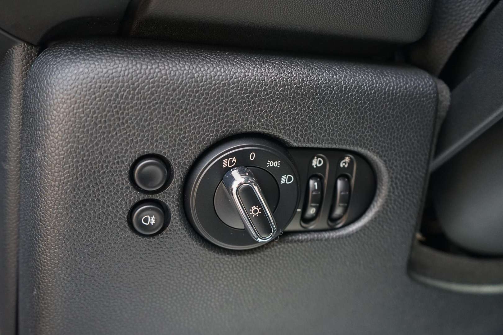 Mini Hatch 3 Portes Business One - 2022 - Joinsteer - #23