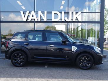 Mini Countryman COOPER SE — photo 4