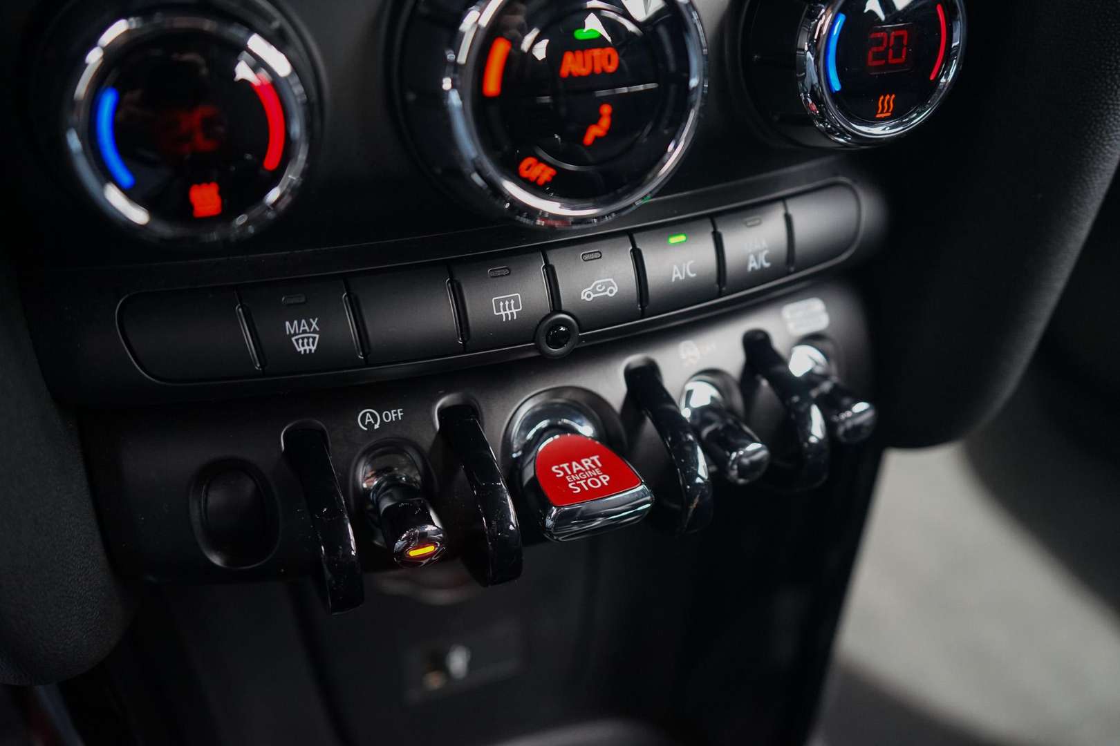 Mini Hatch 3 Portes Business One - 2022 - Joinsteer - #29