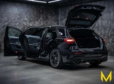Mercedes Classe A45 AMG 45 Night Edition — photo 7