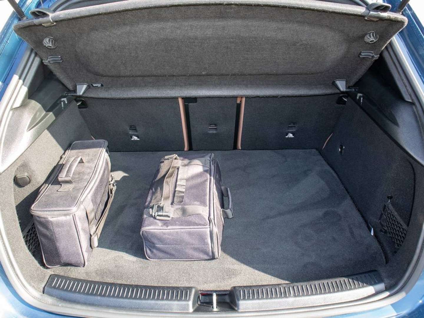 Mercedes Classe A 250 E 250 Progressive - 2022 - Joinsteer - #11
