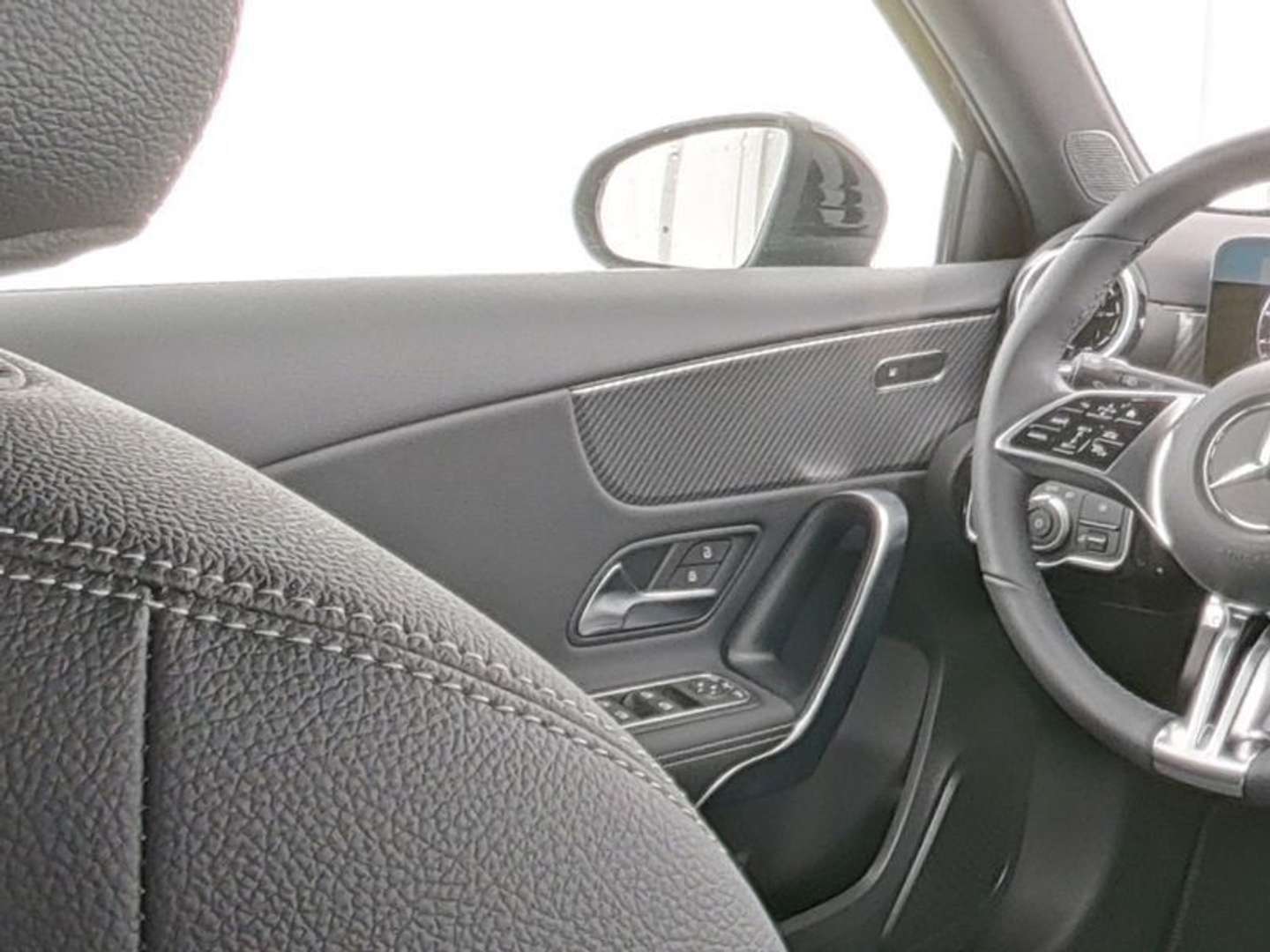 Mercedes Classe A 200 Night Edition - 2025 - Joinsteer - #8
