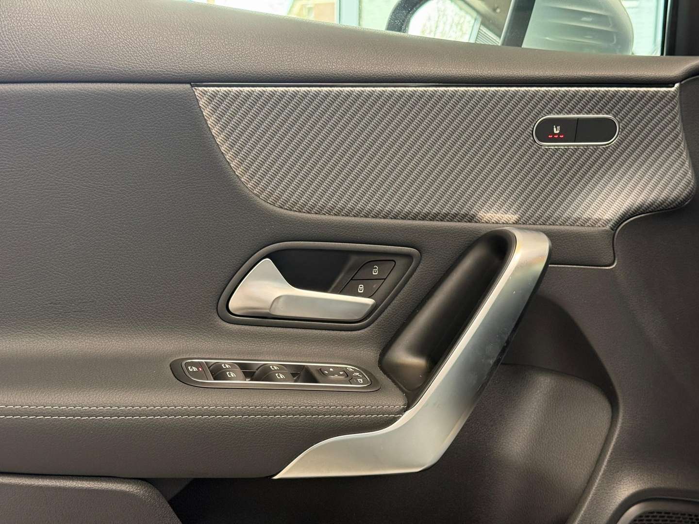 Mercedes Classe A 180 PROGRESSIVE - 2025 - Joinsteer - #9