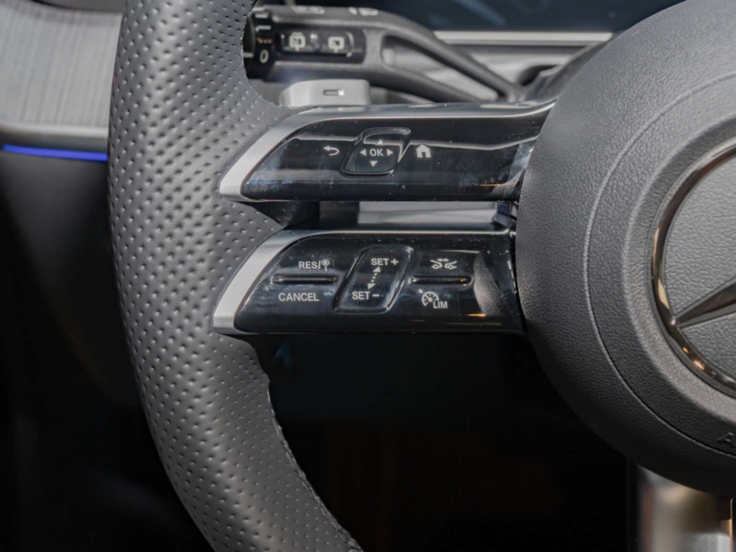 Mercedes Classe C 200 AMG Line - 2025 - Joinsteer - #14