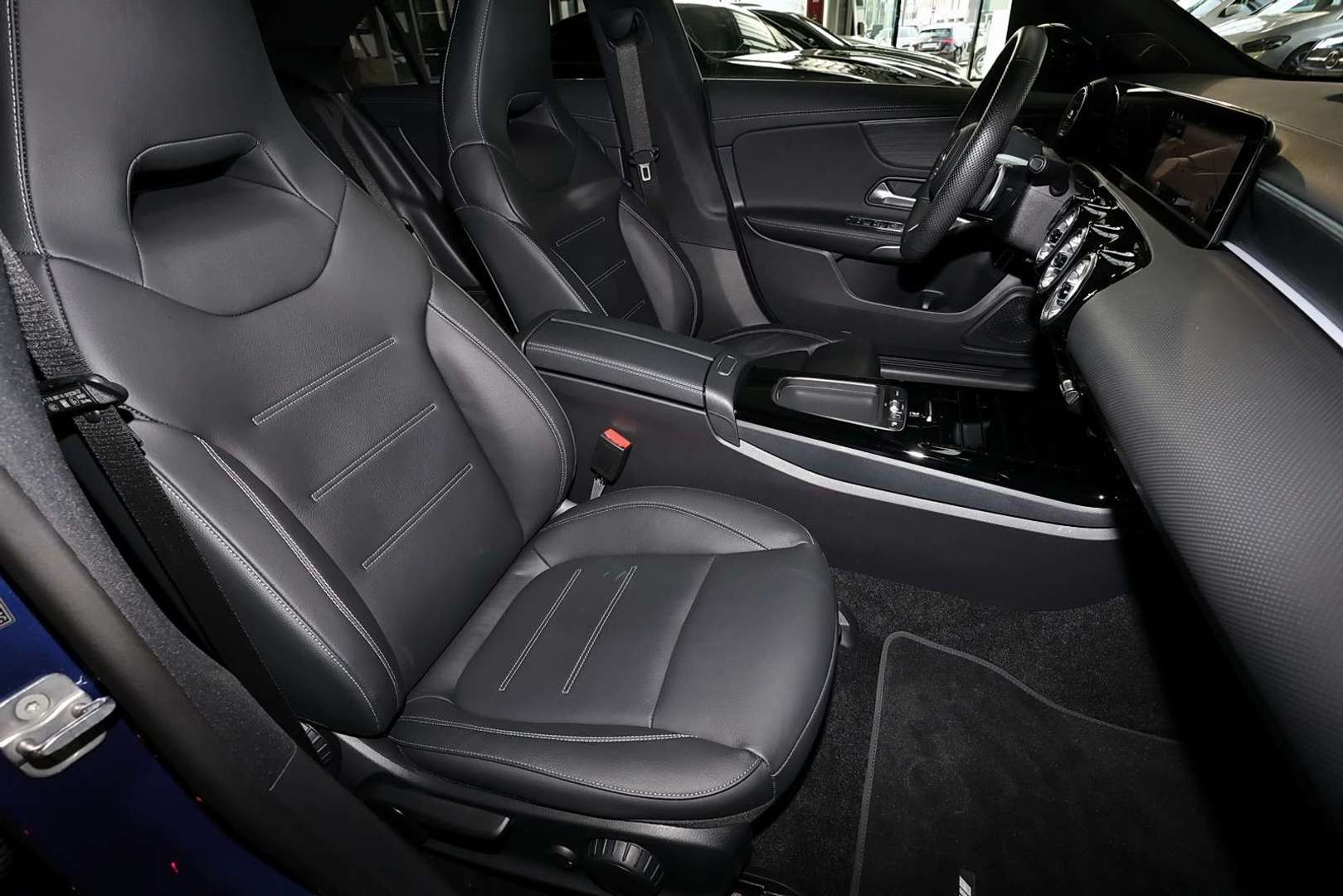 Mercedes CLA 200 200 - 2024 - Joinsteer - #4