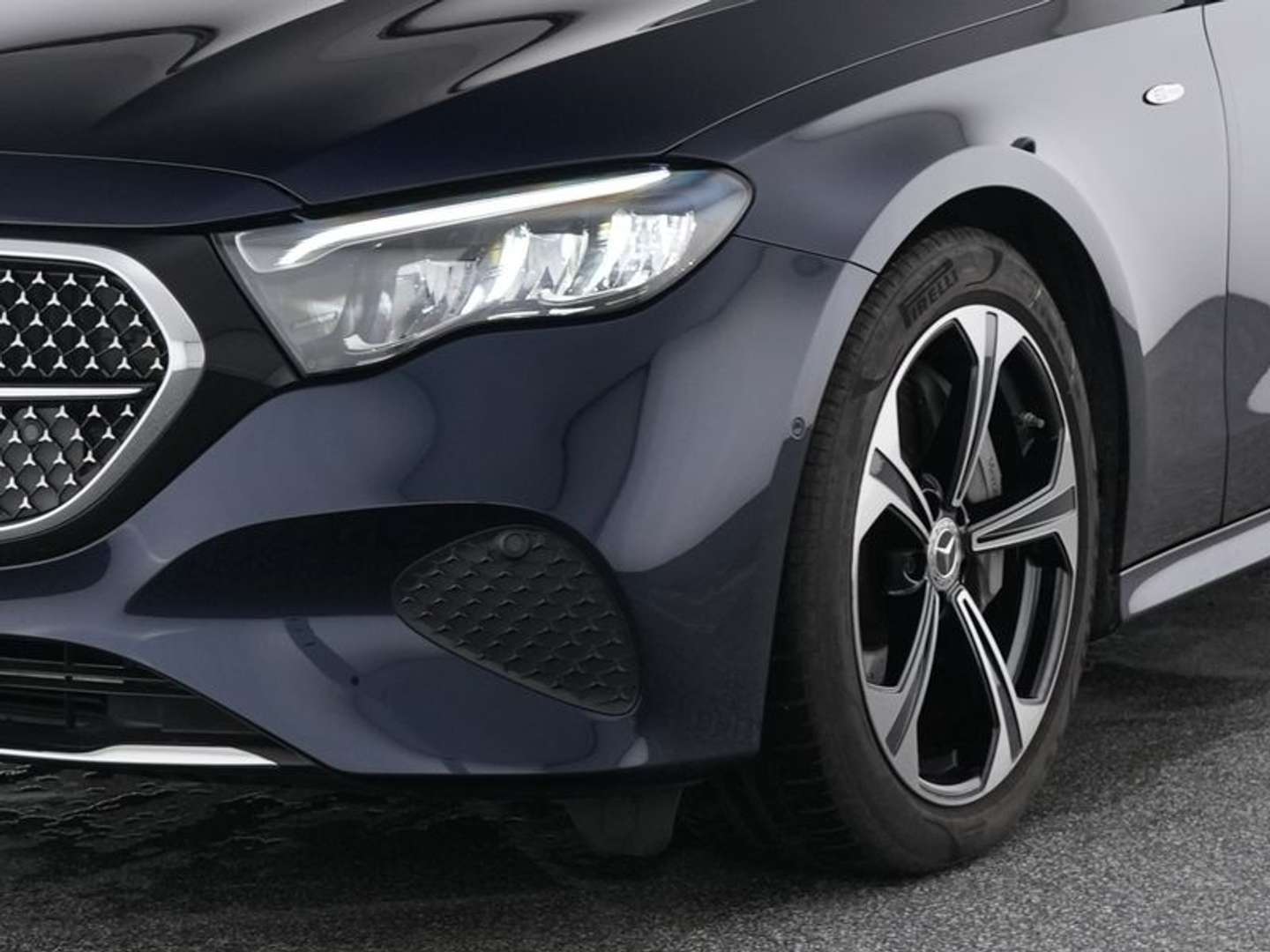 Mercedes Classe E 300 Avantgarde - 2025 - Joinsteer - #3