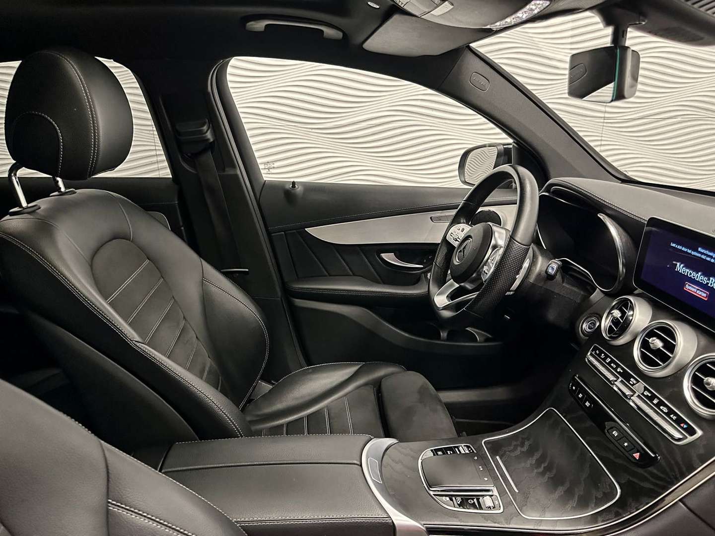 Mercedes GLC Coupé 200 Night Edition - 2023 - Joinsteer - #32