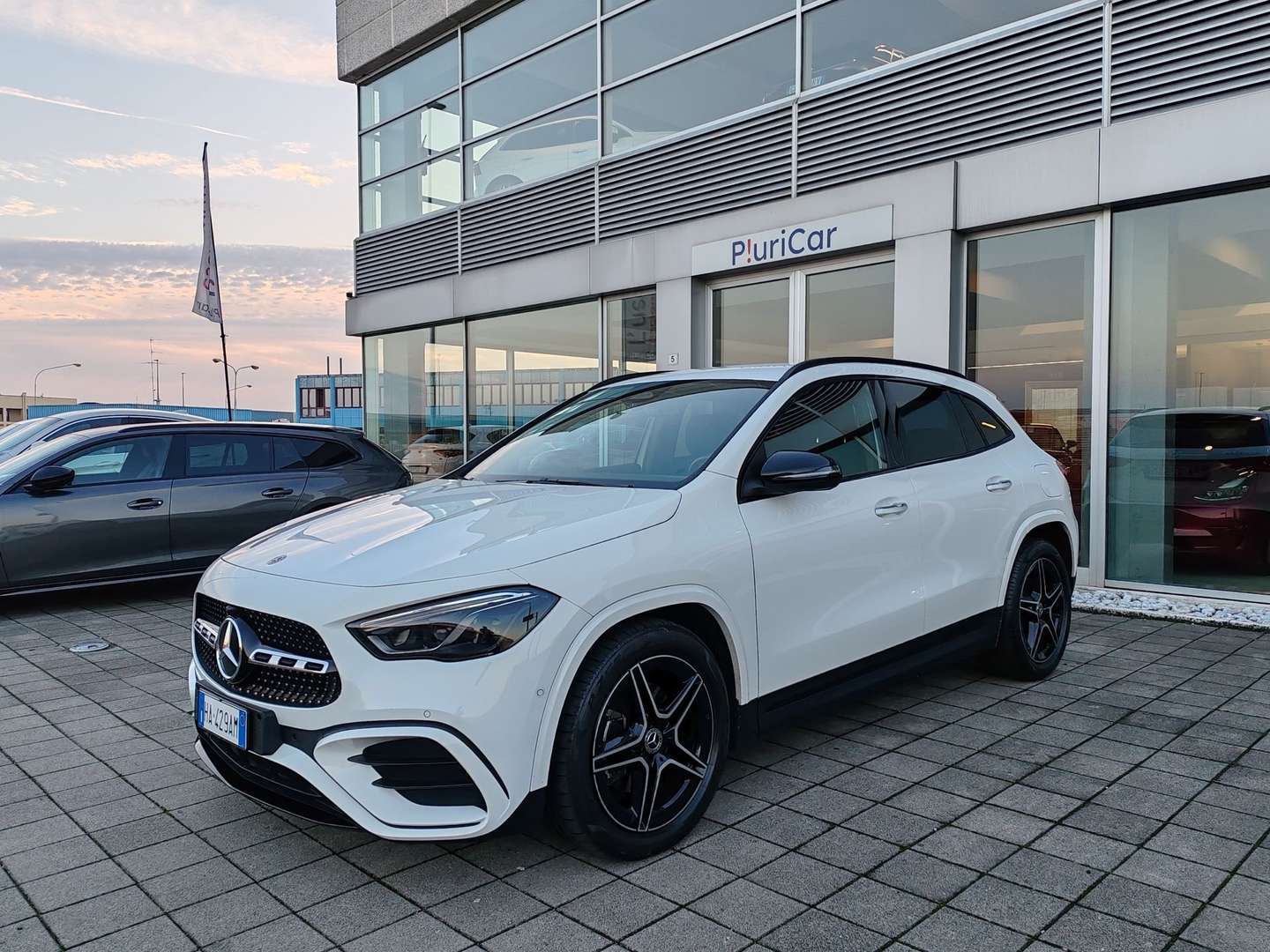 Mercedes GLA 200 AMG Line - 2024 - Joinsteer - #1