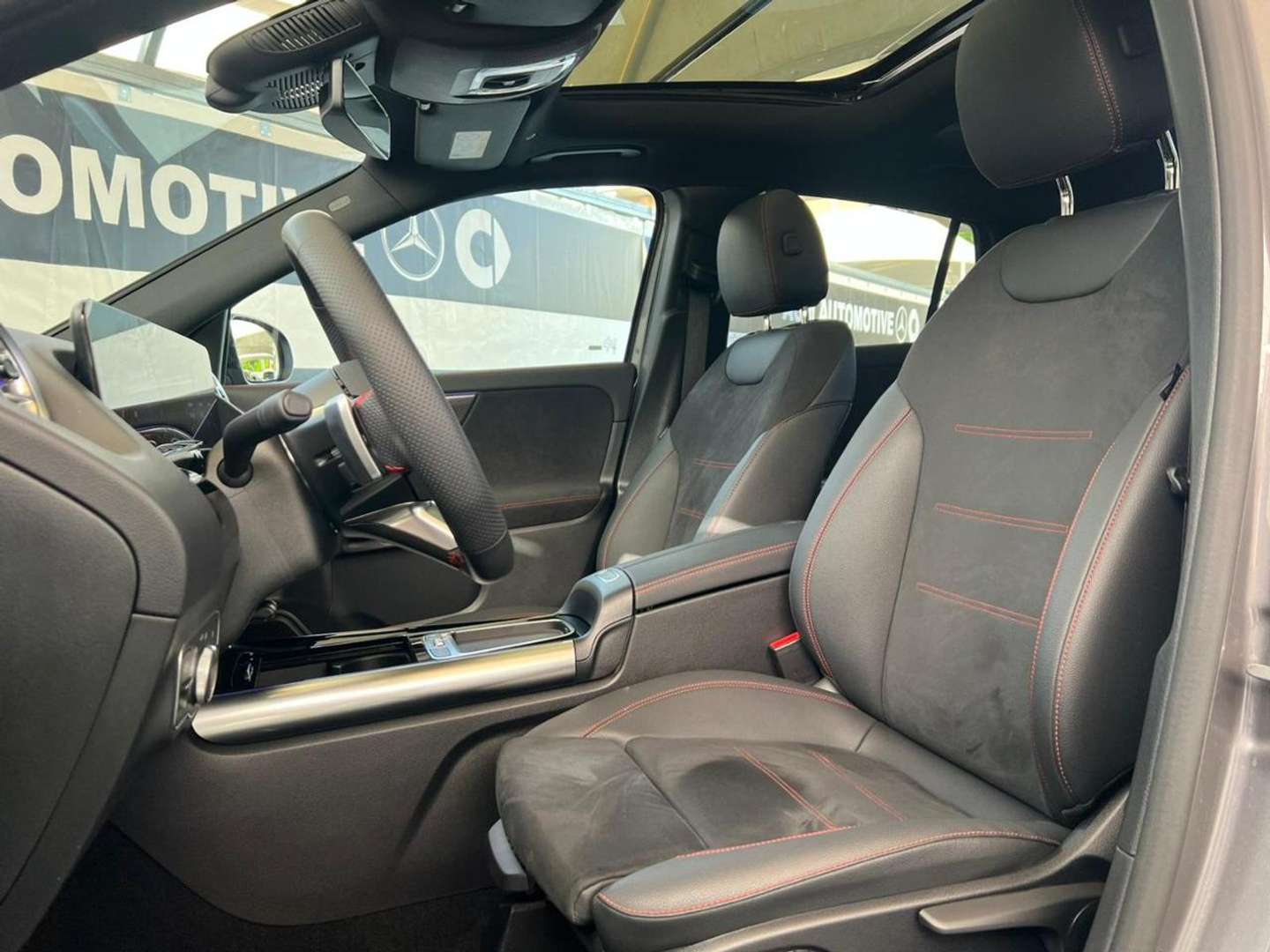 Mercedes GLA 200 Premium - 2025 - Joinsteer - #9